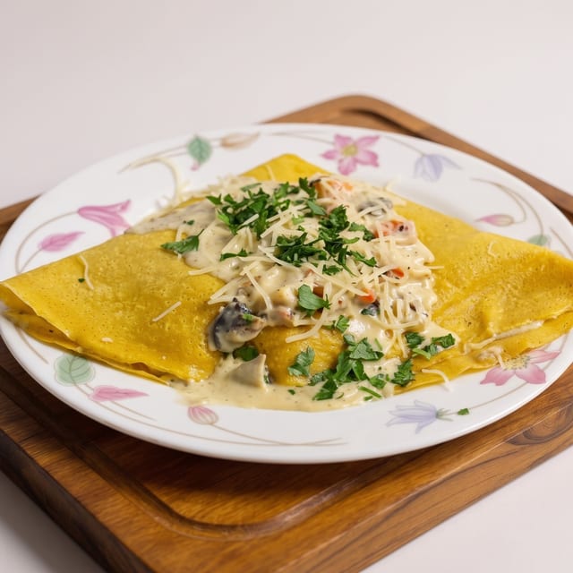 Louisa Crepe.